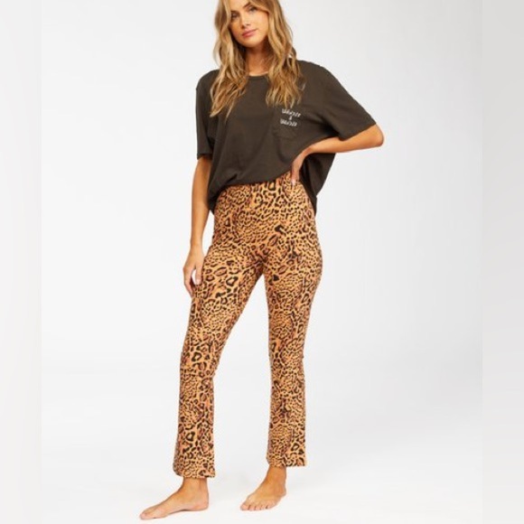 BILLABONG Going High Stretchy Knit Flared Pants Size Large - Picture 11 of 12